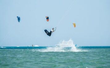 Odkryj pasję i przygodę- Kite & Surf Camp na Półwyspie Helskim